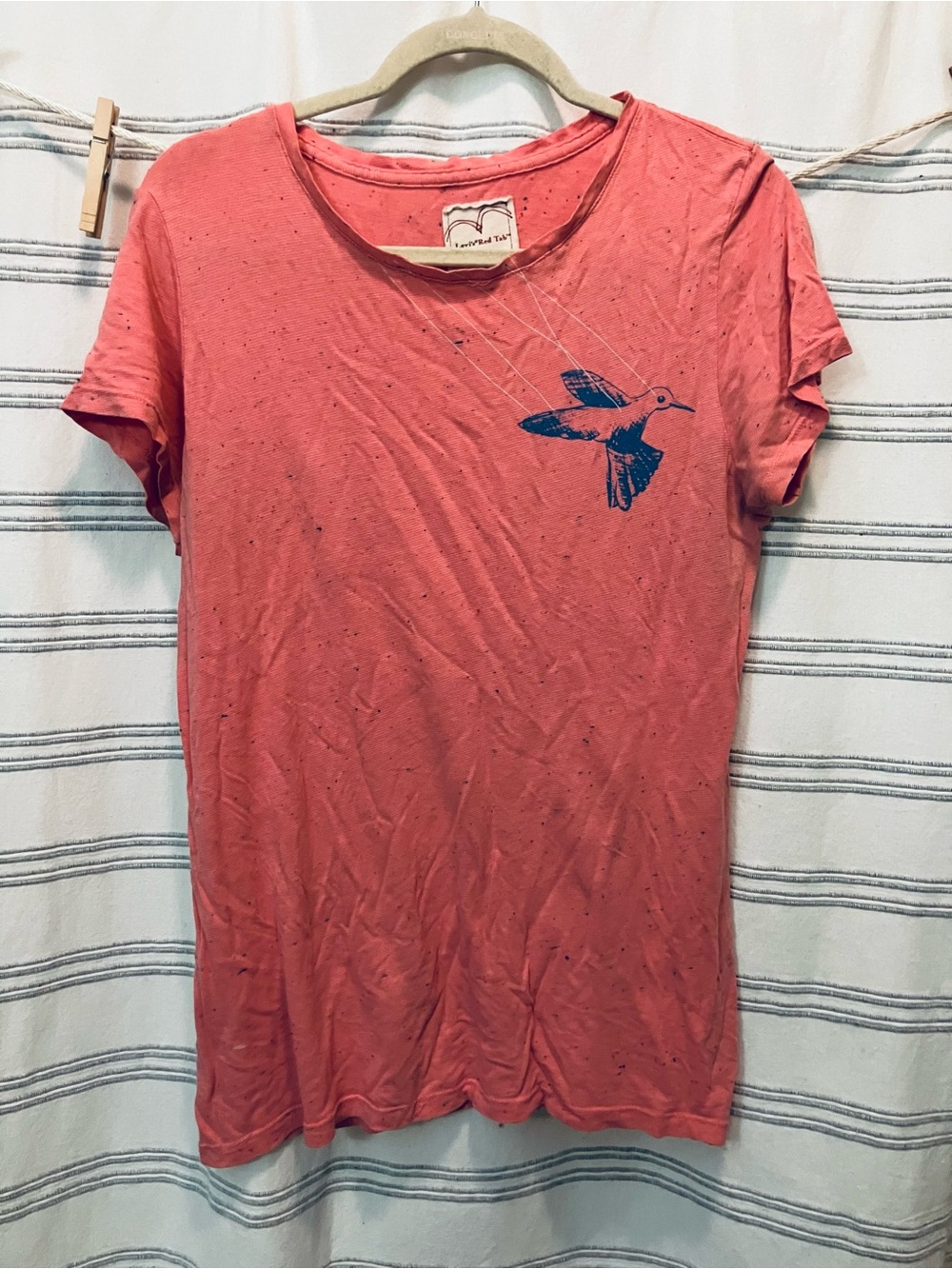 Vintage Y2K Levi’s Red Tab t-shirt